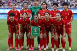 开云体育APP下载-队员们在比赛中展现出色，领先对手！