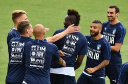 开云体育登录-包含法国国家队备战欧预赛，豪取三连胜赢得国际赞赏的词条