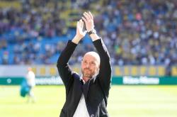 开云体育平台APP-卫冕冠军再遭打击，保级前景黯淡