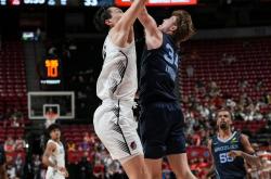 开云平台-球员们在赛场上展现出了超凡的篮球天赋